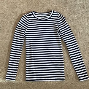 JCrew perfect fit long sleeve T-shirt size S